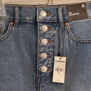 Express Slim Super High Rise Light Wash Exposed Button Fly Size 6 Long